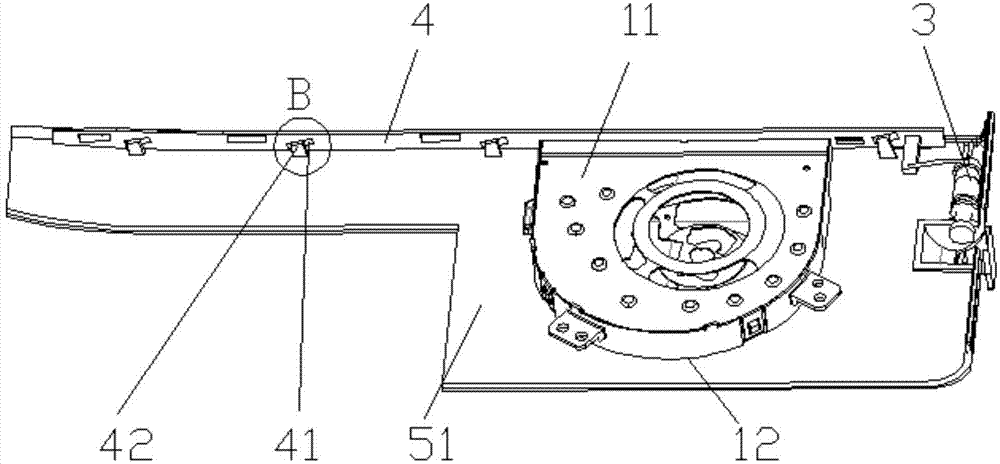Radiating device capable of adjusting notebook computer radiating space