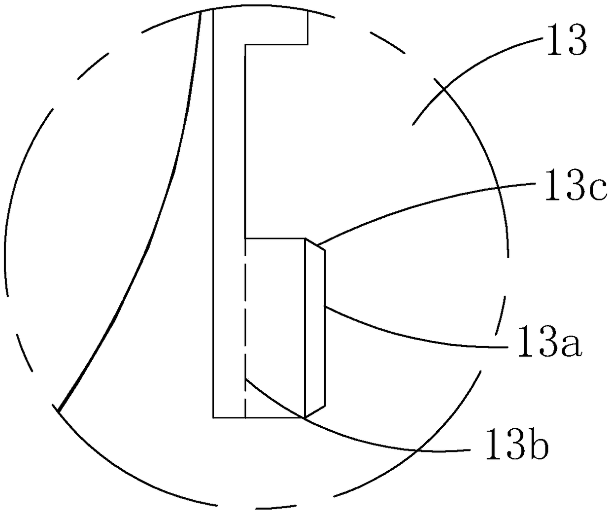 Sealing element for puncture device and puncture device