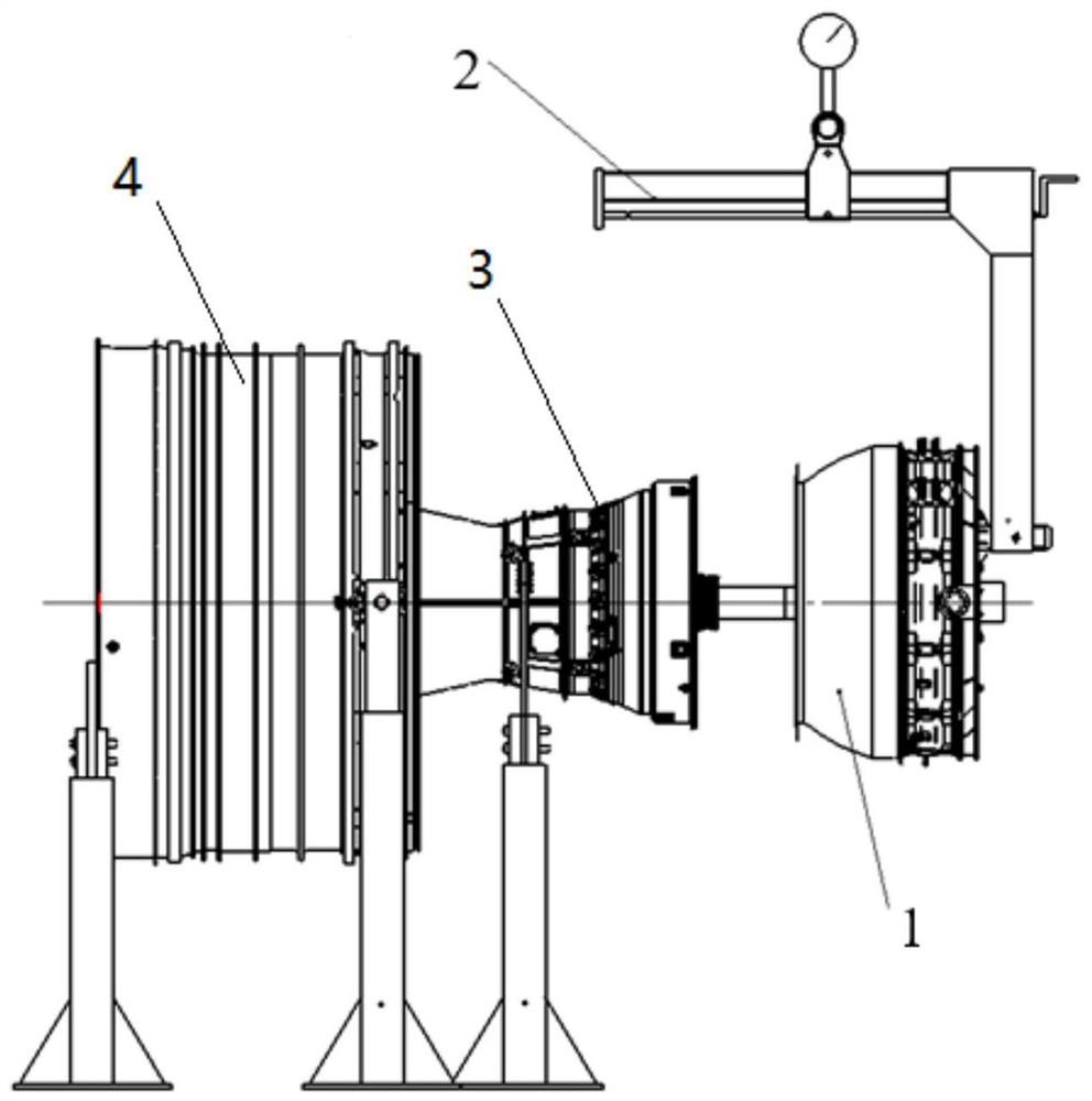 A traction device for a low-pressure turbine of an engine