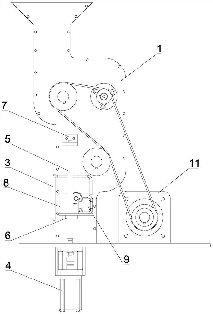 Feeding device of a straw weaving machine