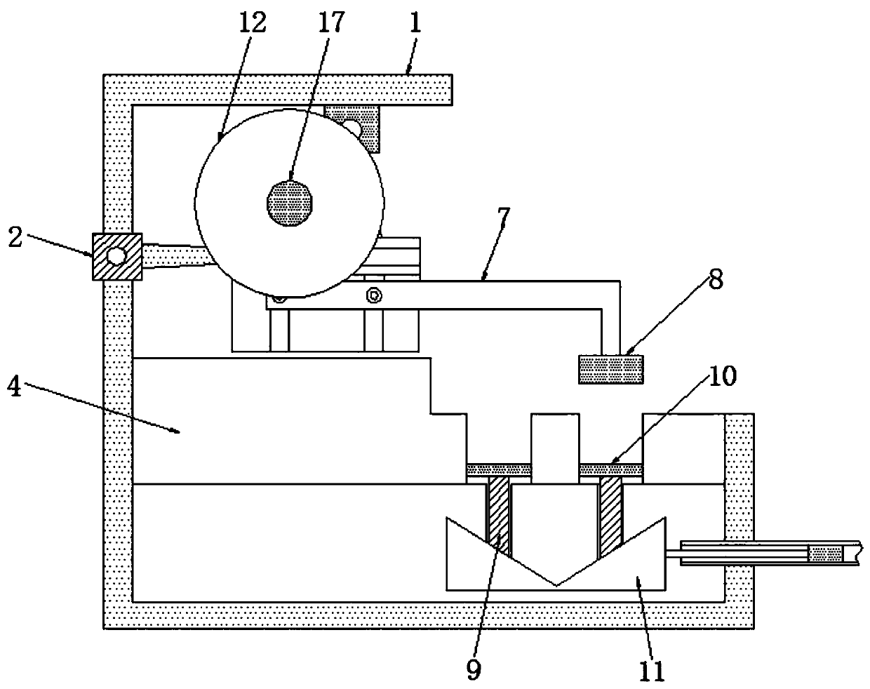 Tea cake making device capable of continuously working and preventing edges from being damaged