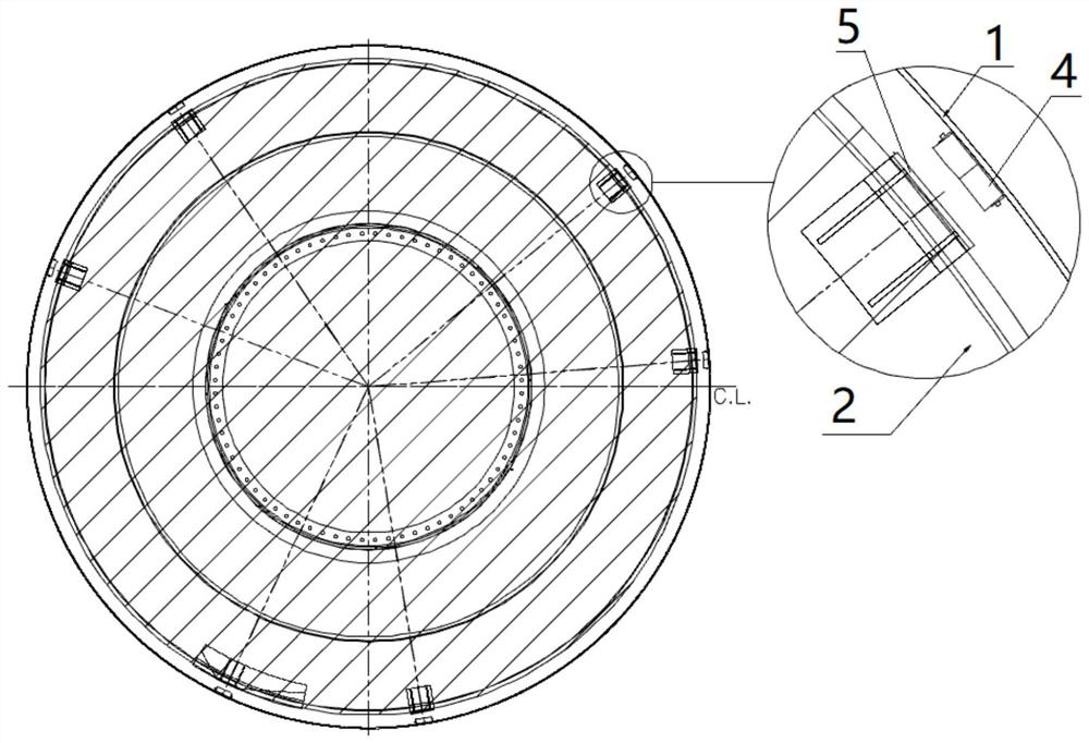 Guide and collision protection device suitable for small-gap hoisting