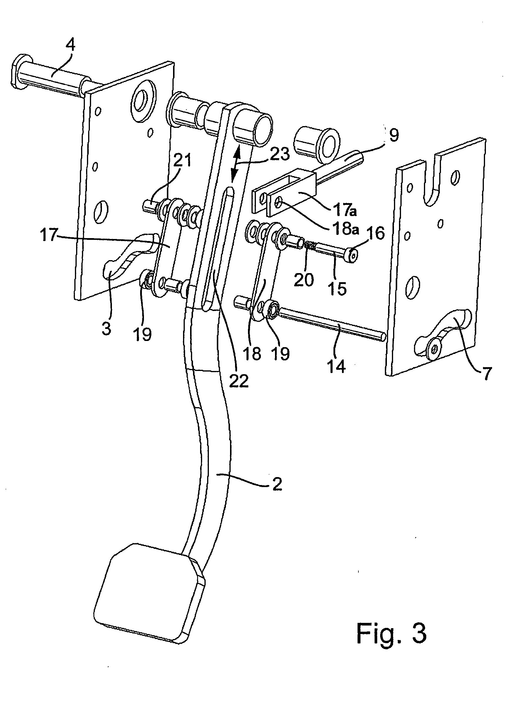 Pedal arrangement for operating a clutch