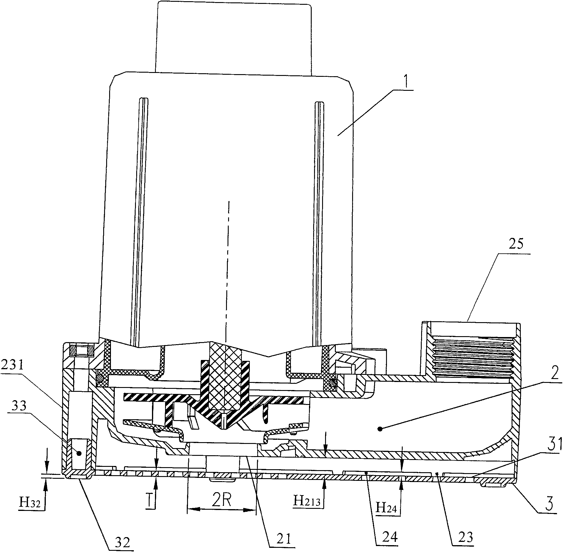 Method for bringing remaining water level to minimum in container and vertical type diving pump
