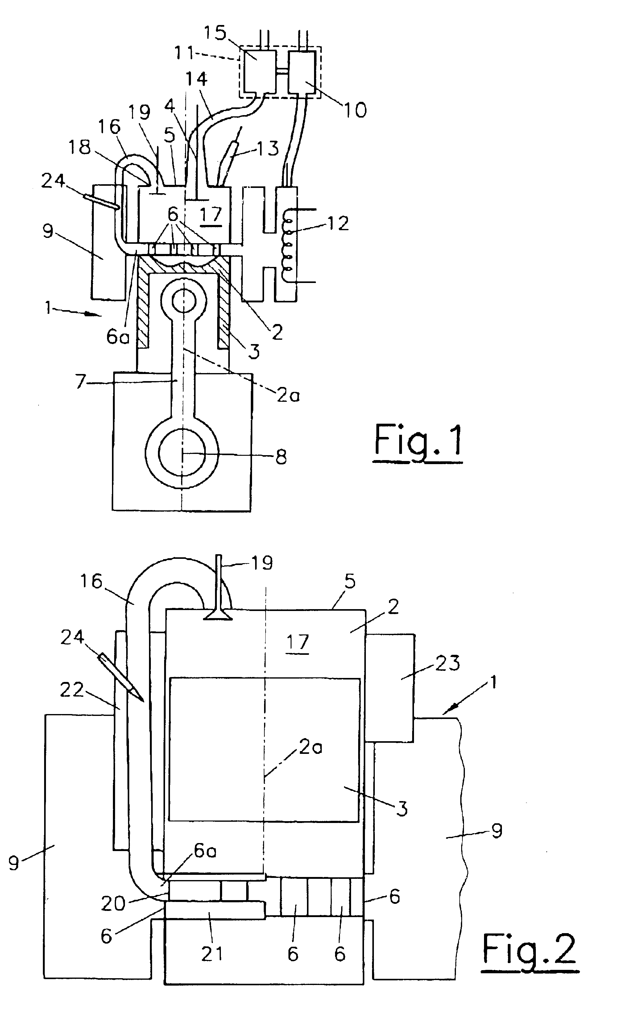 Two-stroke internal combustion engine with internal scavenging