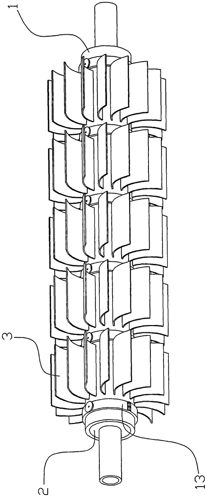 Cleaning device capable of thoroughly wiping automobile body