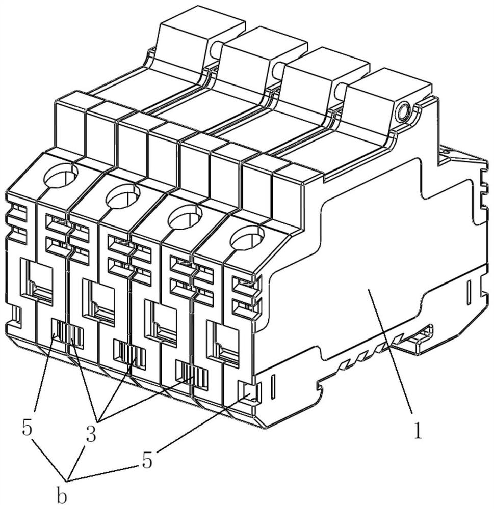Multi-pole fuse switch