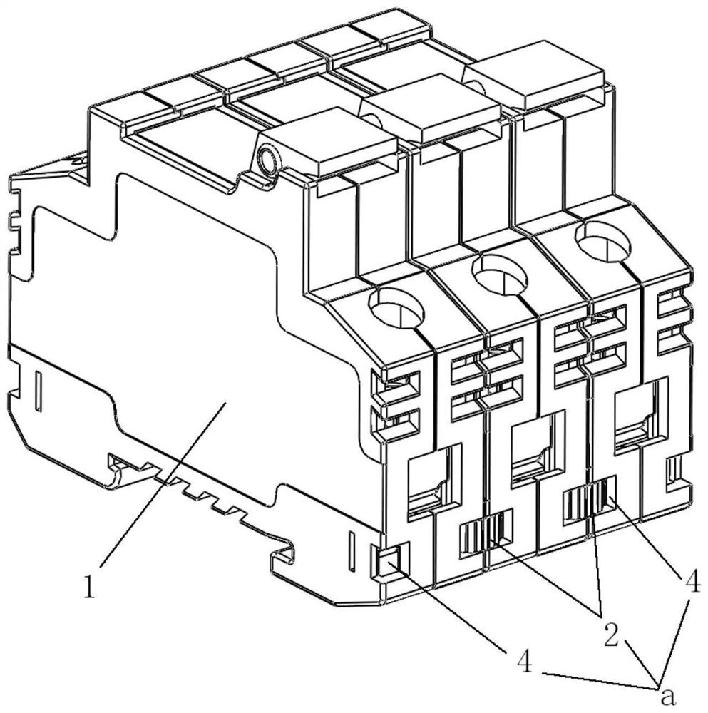 Multi-pole fuse switch