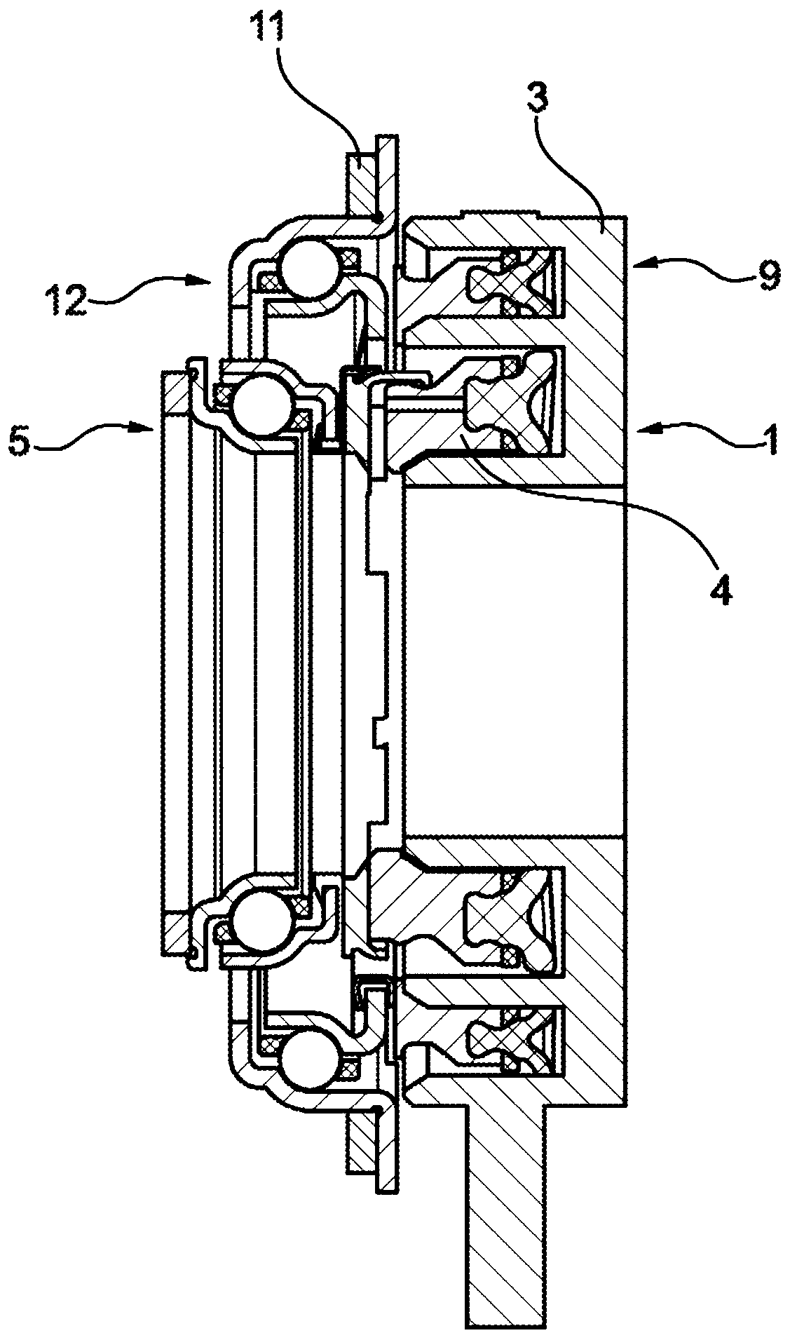 Slave cylinder with height-adjustable piston and clutch with slave cylinder