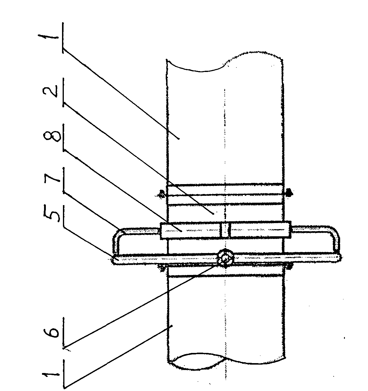 Pipe gas flow crushing device