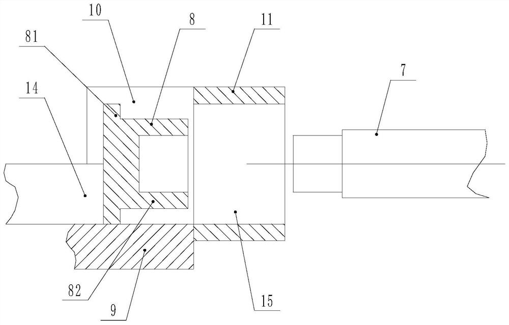 An automatic capping mechanism for electronic connectors