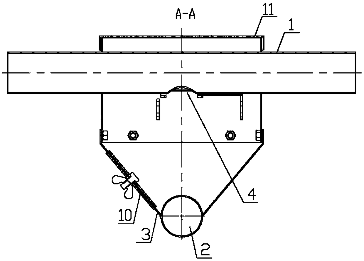 Secondary transferring hopper device convenient to change feeds