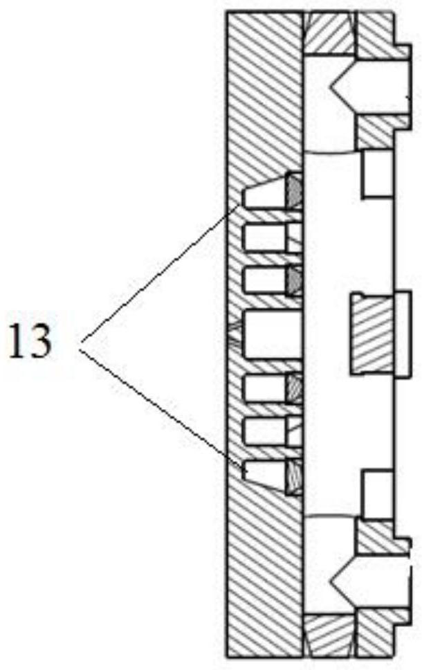 High-frequency longitudinal combustion chamber suitable for impact type injector