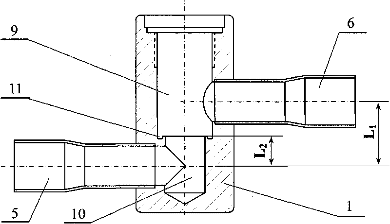 Self-operated three-way reversing valve