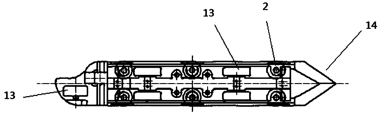 Shuttle applicable to barrel-like braided fabric making equipment