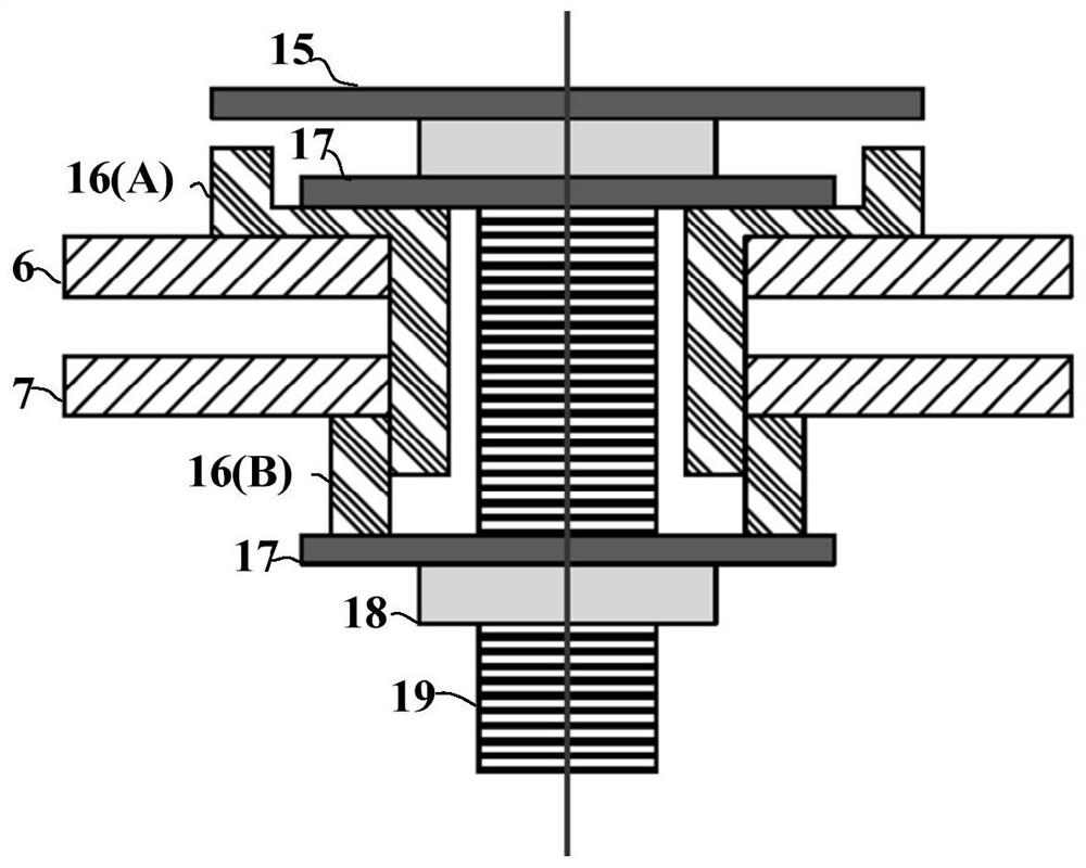 A device for measuring the dynamic characteristics of the charge on the wall of the discharge chamber of the ion thruster