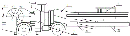 Traction mechanism for drilling rig towed by drilling rig