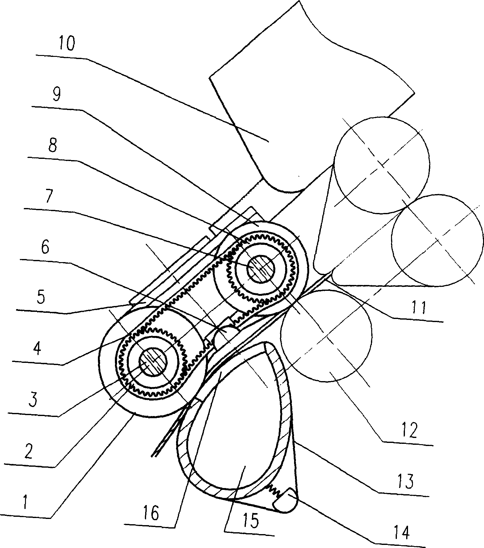 Fiber collecting device for condensed ring spinner