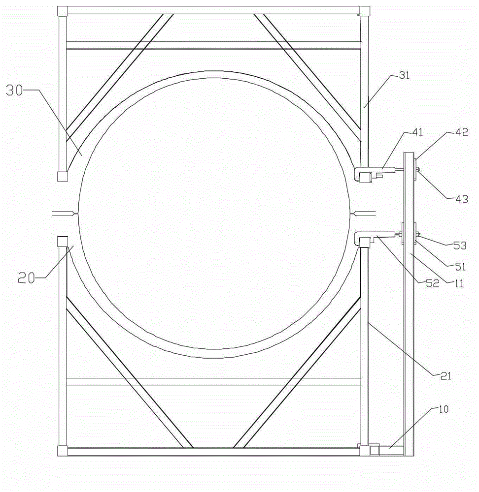 Method and device for adjusting mold clamping dislocation of fan blade mold