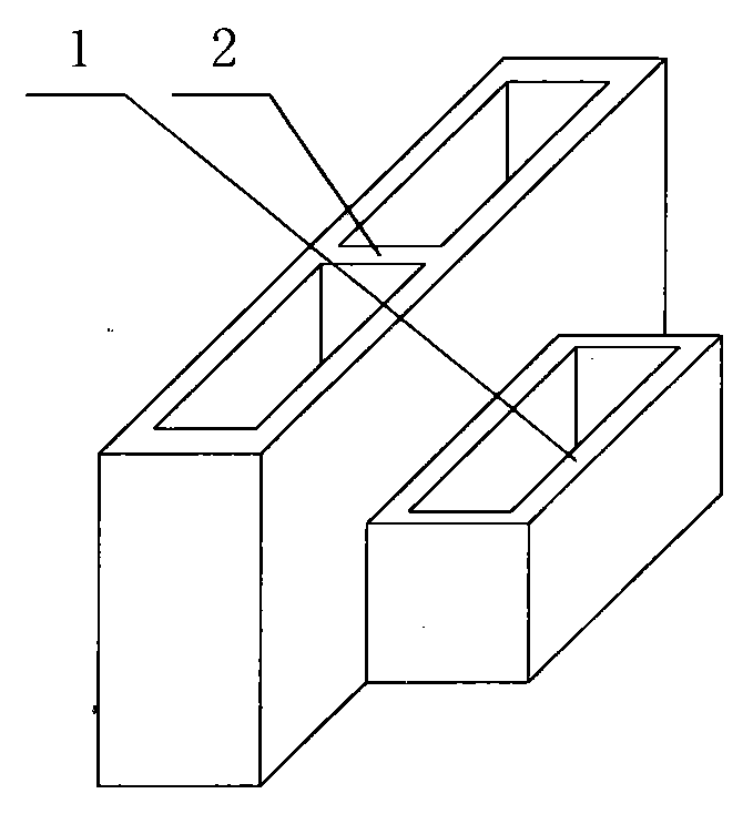 Self-insulation building block capable of completely eliminating mortar joint cold bridges and building method of self-insulation building block