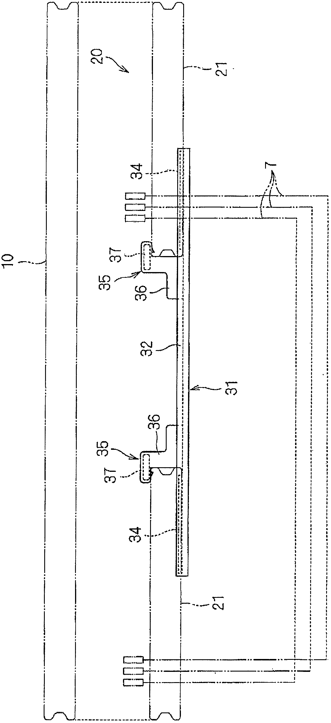 Wiring harness production method, wire supporting device, and connection-type wire retaining rod