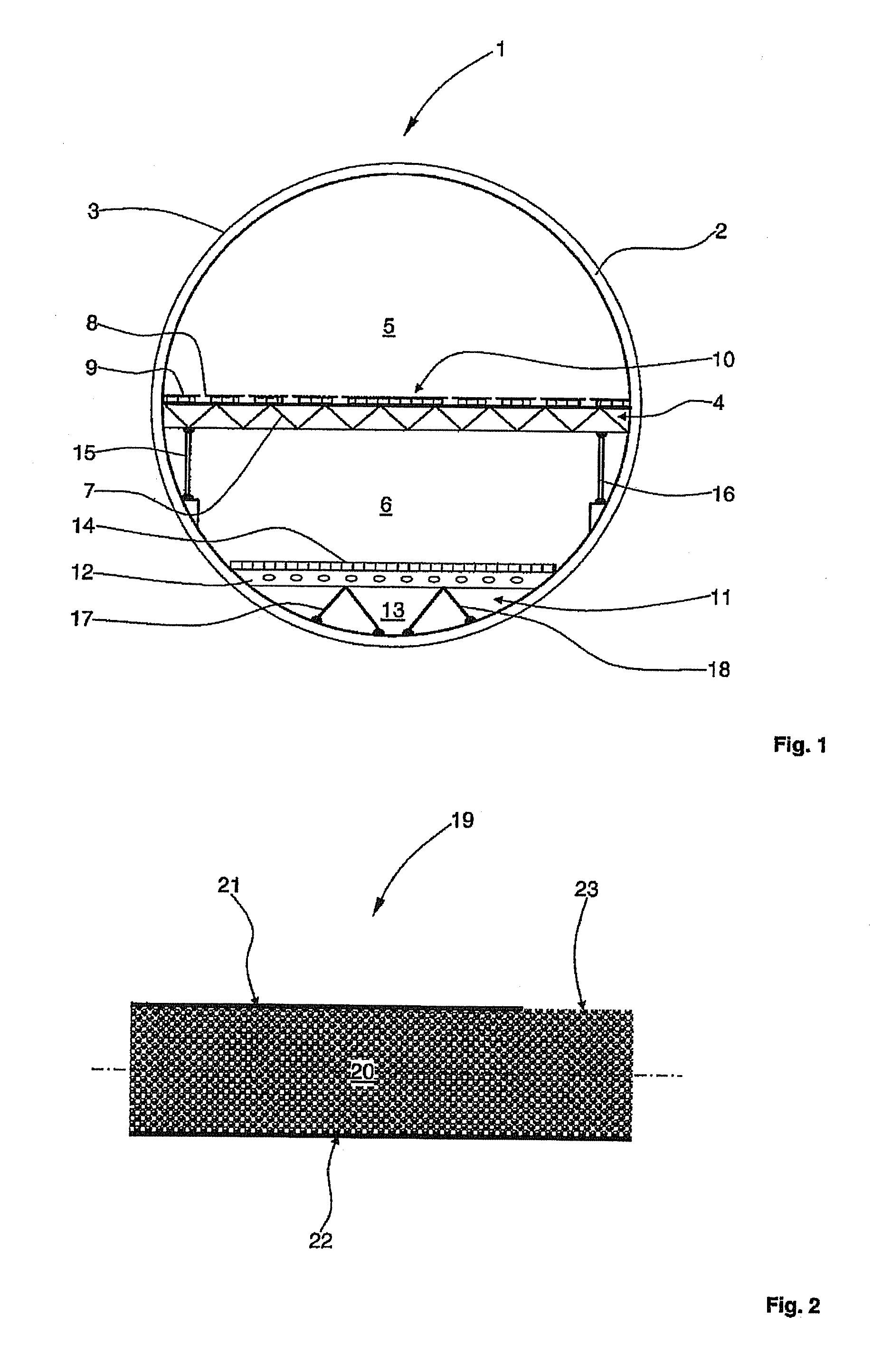 Rod for supporting components in a fuselage cell structure of an aircraft