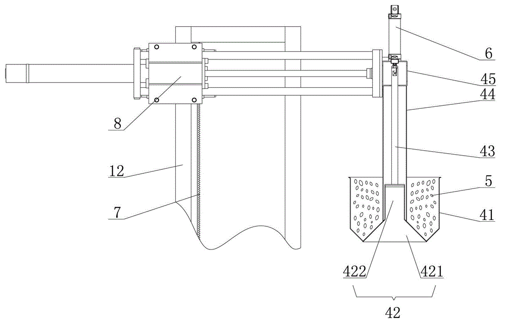 Flaky material lifting machine