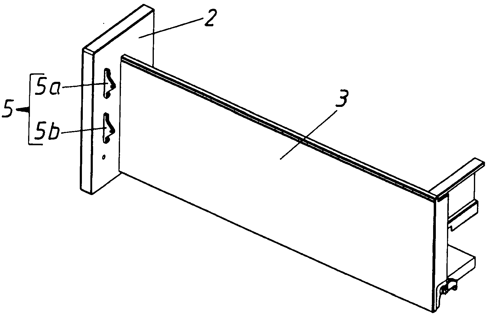 Furniture fitting for fastening a front panel