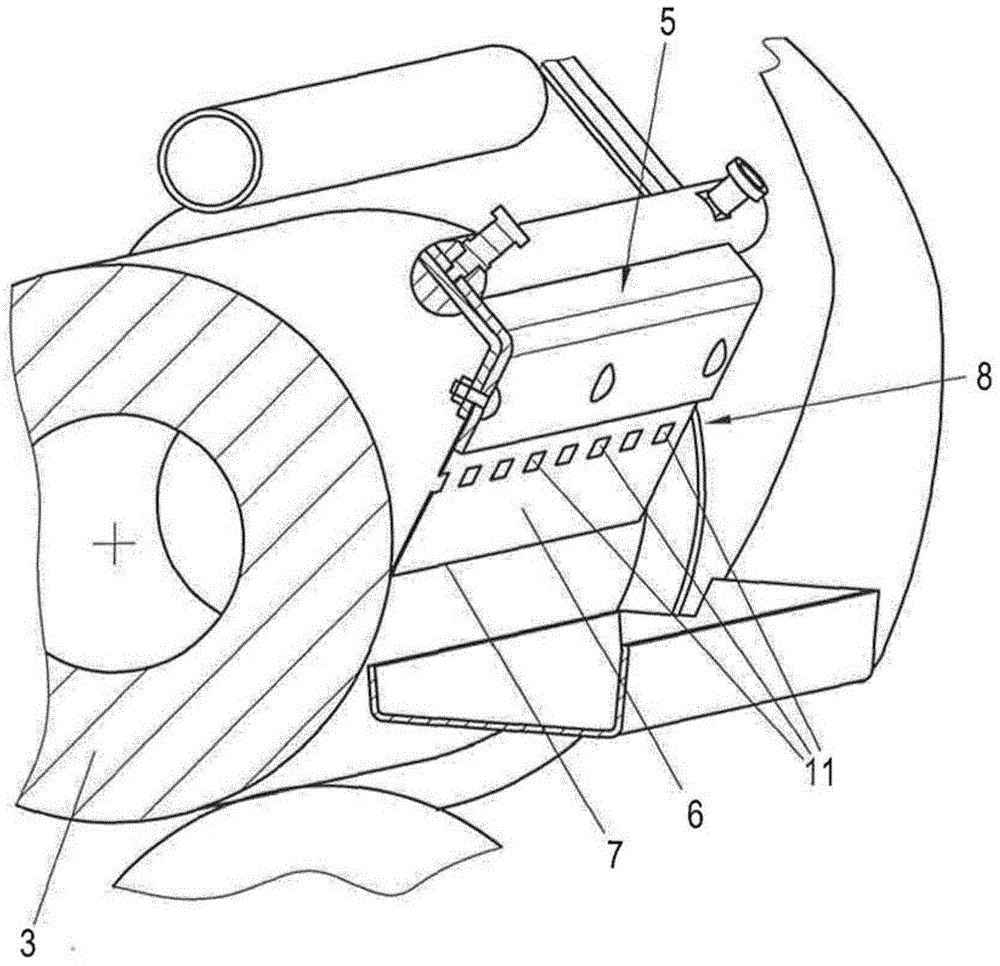 Roller arrangement comprising a scraper