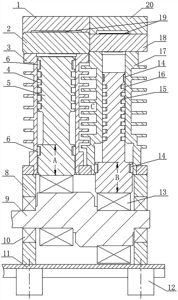 Portable completely-oil-free gas supercharger