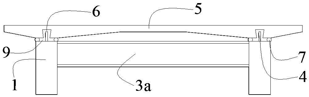 Prefabricated steel and concrete composite floor adopting self-locking connection and installation method