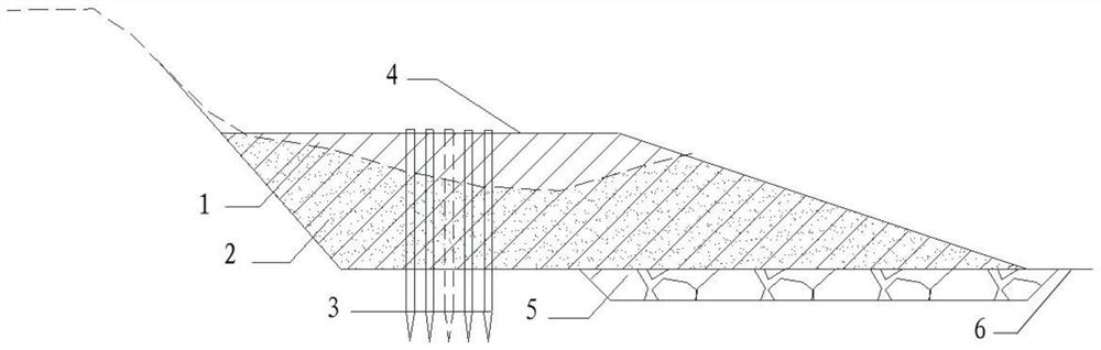 A kind of reinforcement treatment method of bank protection foundation on soft stratum slope