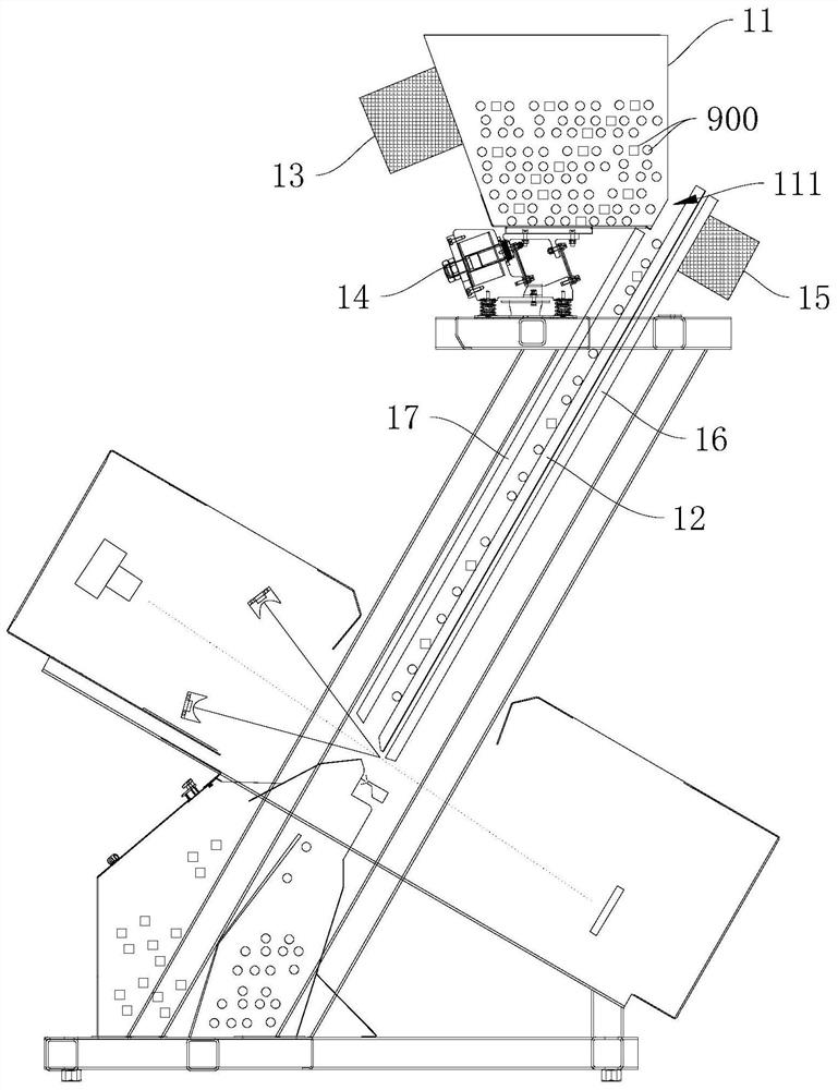 Material conveying mechanism and sorting device