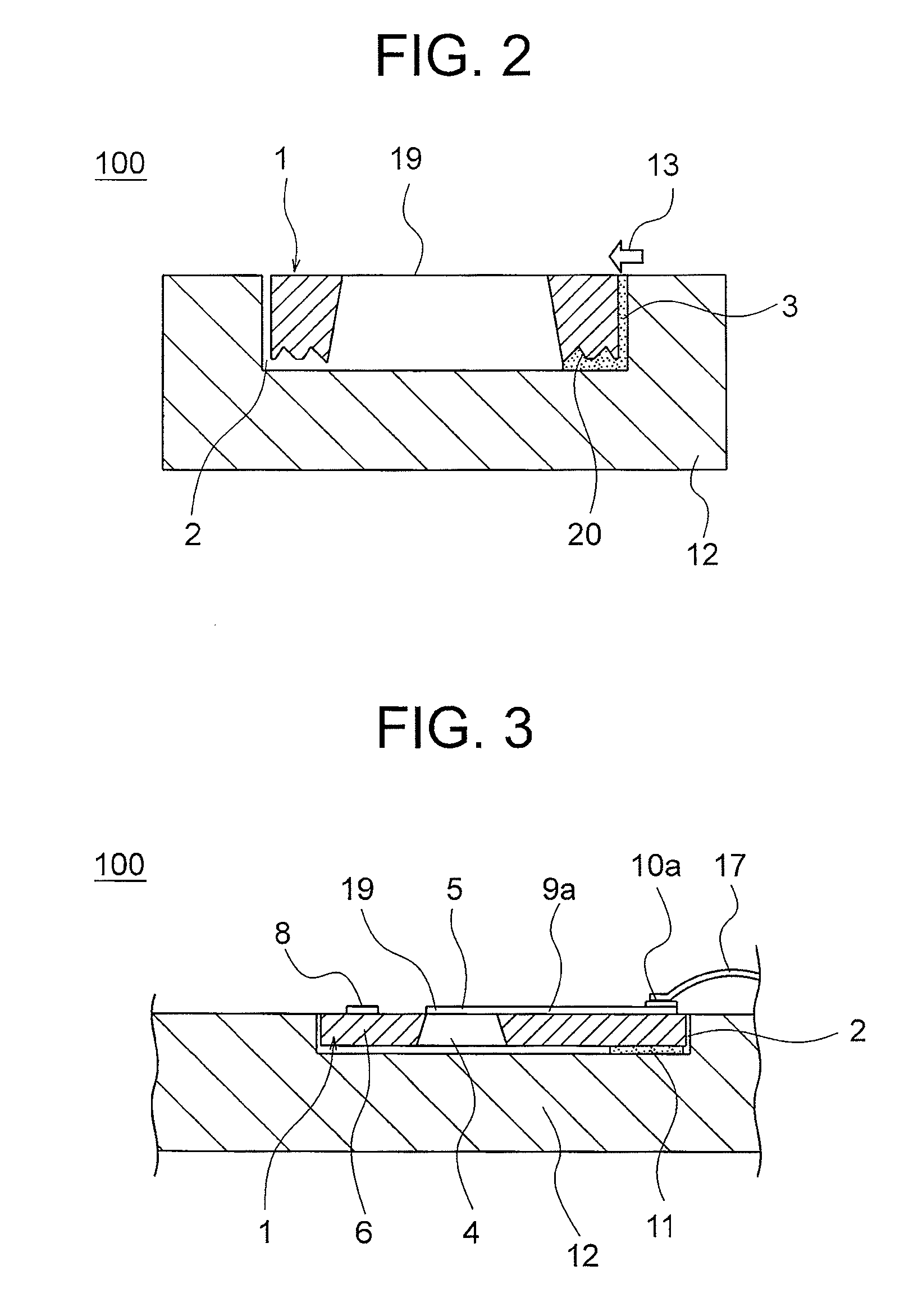 Flow rate detection device having anti-undercurrent material