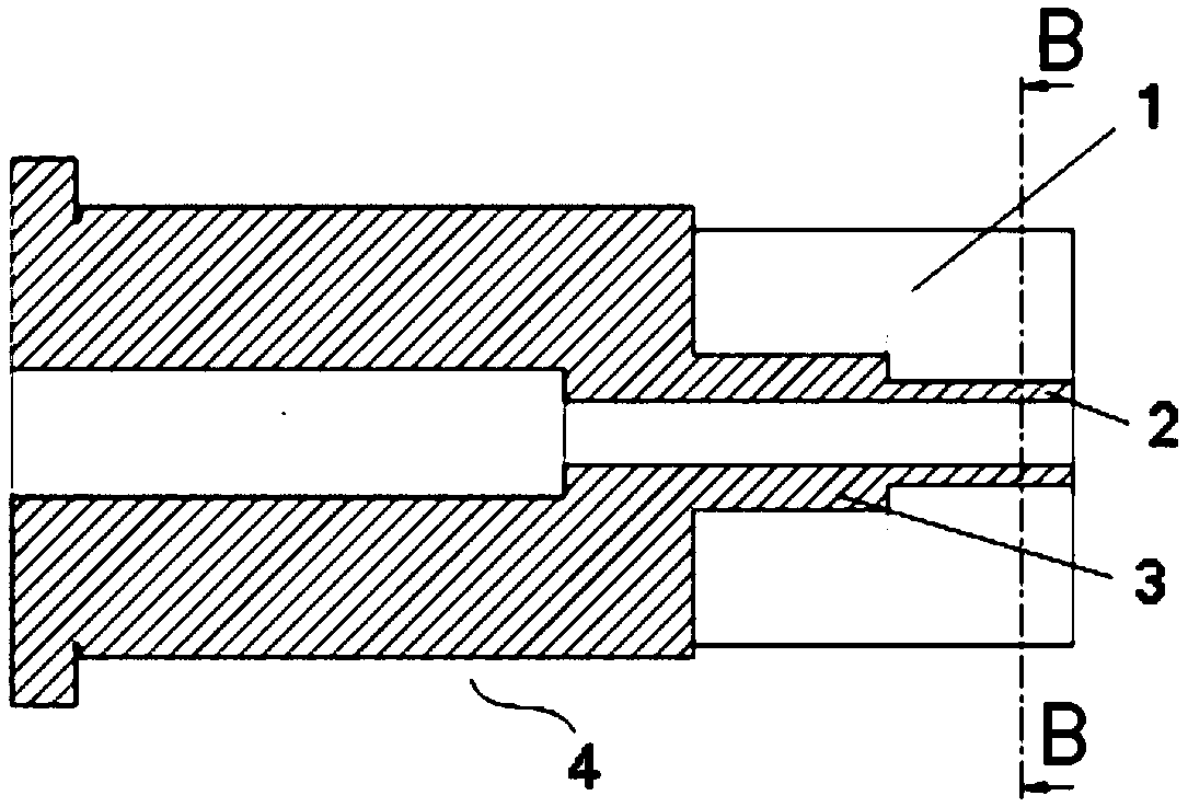 Core structure for enhancing magnetic focusing force in the central region of superconducting cyclotron