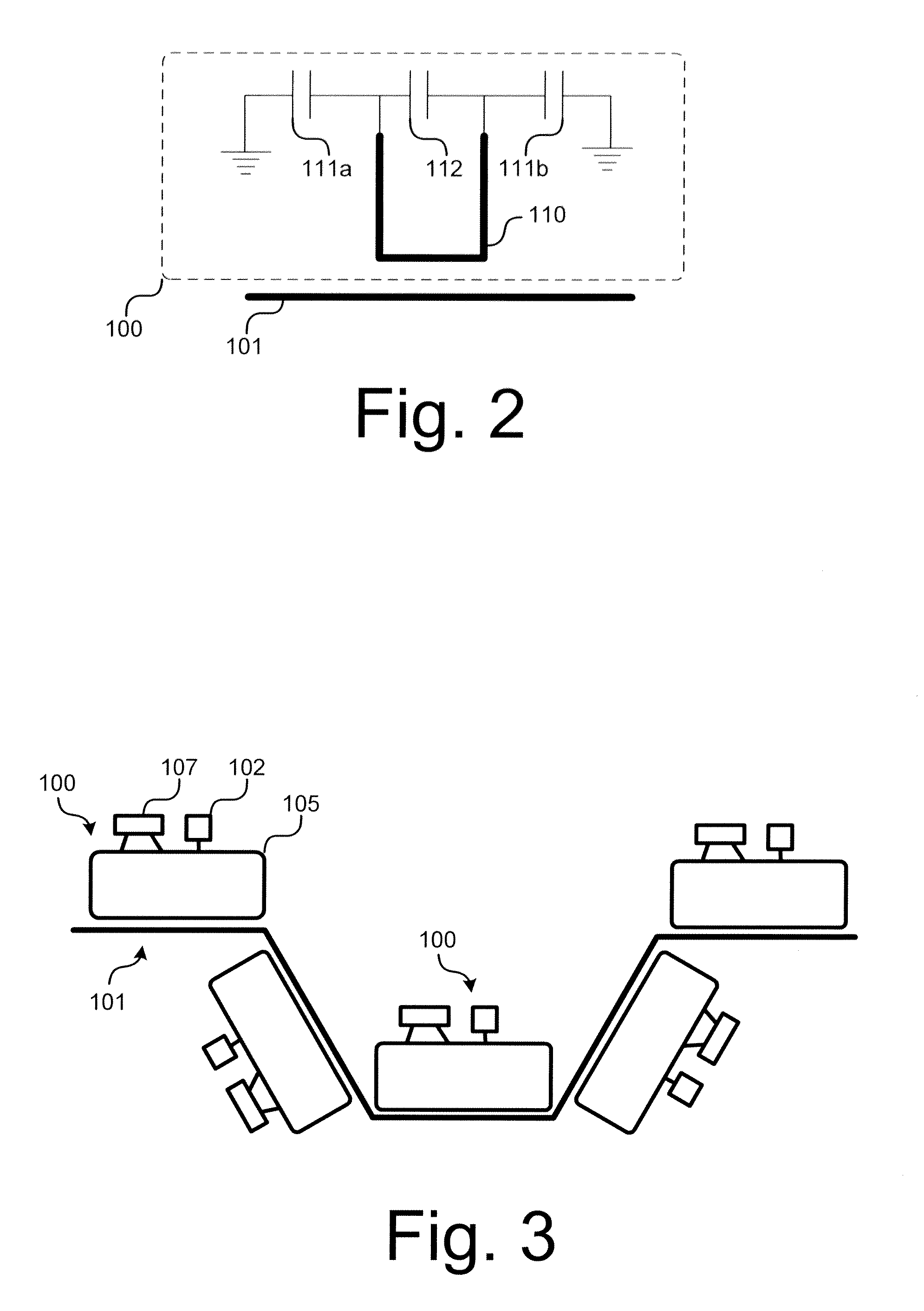Tunable notch filter including ring resonators having a MEMS capacitor and an attenuator