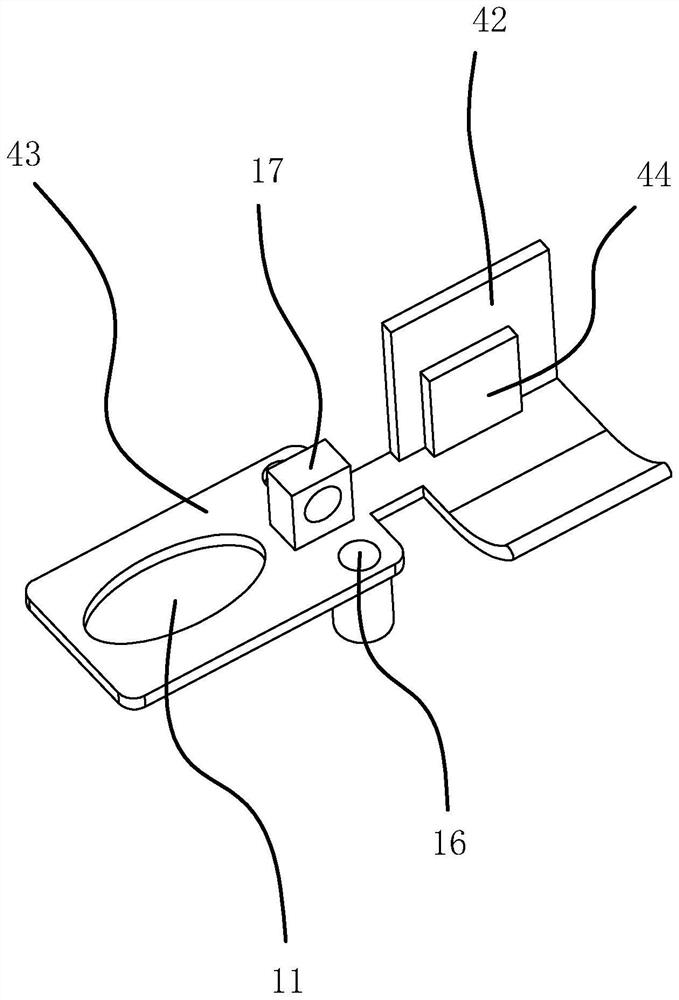 High jump stand capable of automatically adjusting height