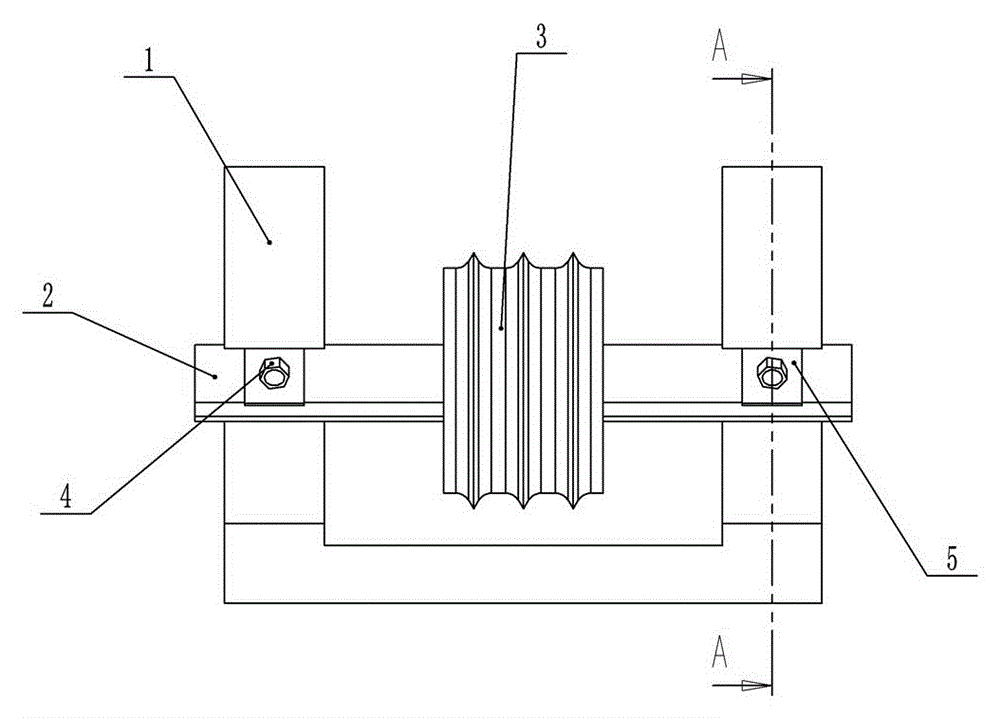 Hob mounting structure of shield tunneling machine