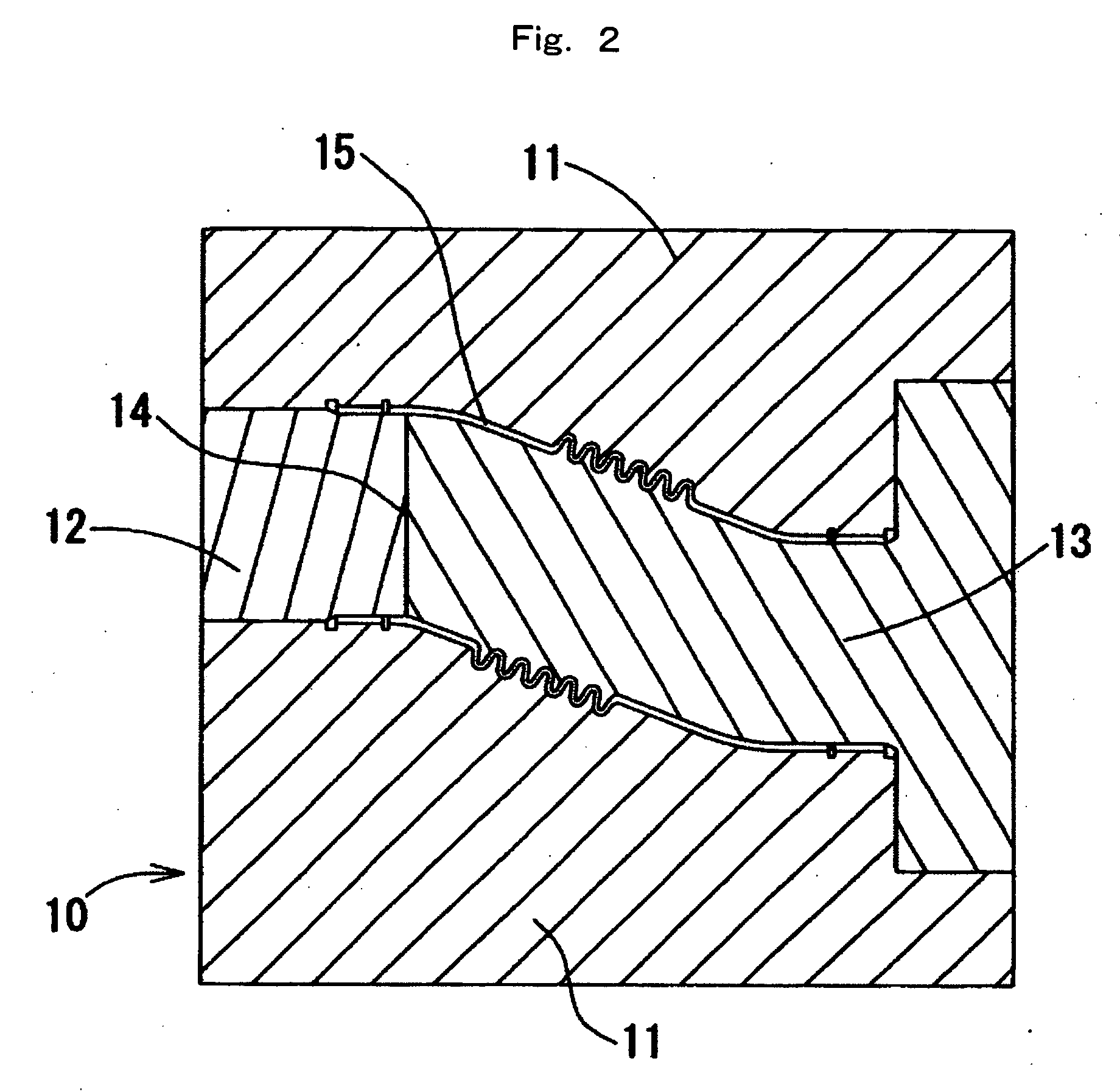 Method for forming duct made of elastomer
