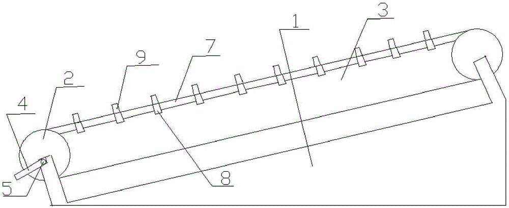 Refractory brick conveying belt