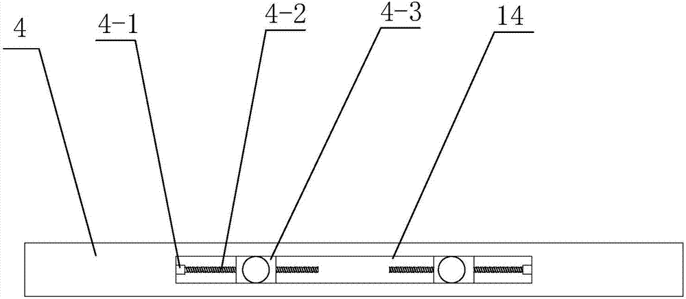 Variable-cutter-gap two-degree-of-freedom hydraulically-driven sugarcane cutting device