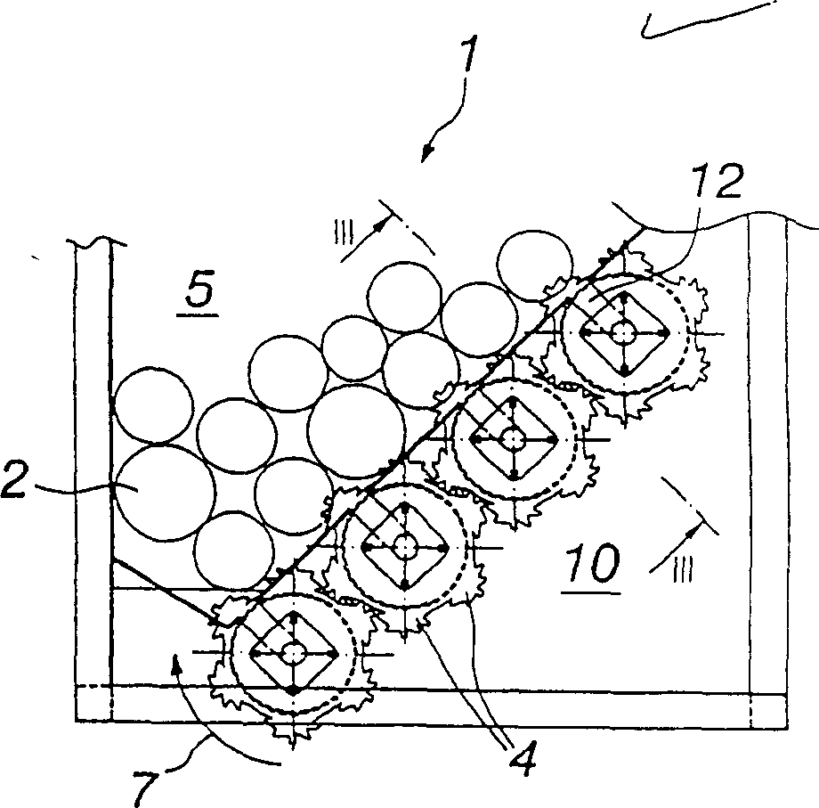 Debarking shaft arrangement for debarking mechanism