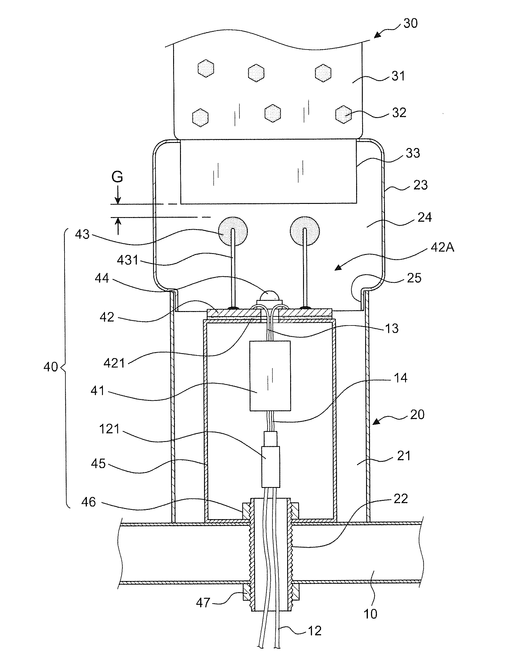 Structure of a liquid motion lamp with isolated heating device