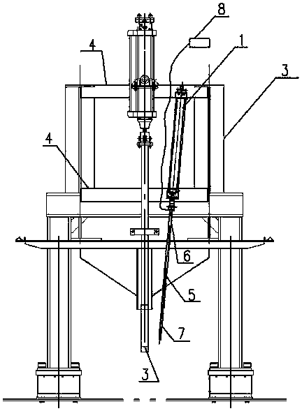 Device for measuring electrolyte temperature online