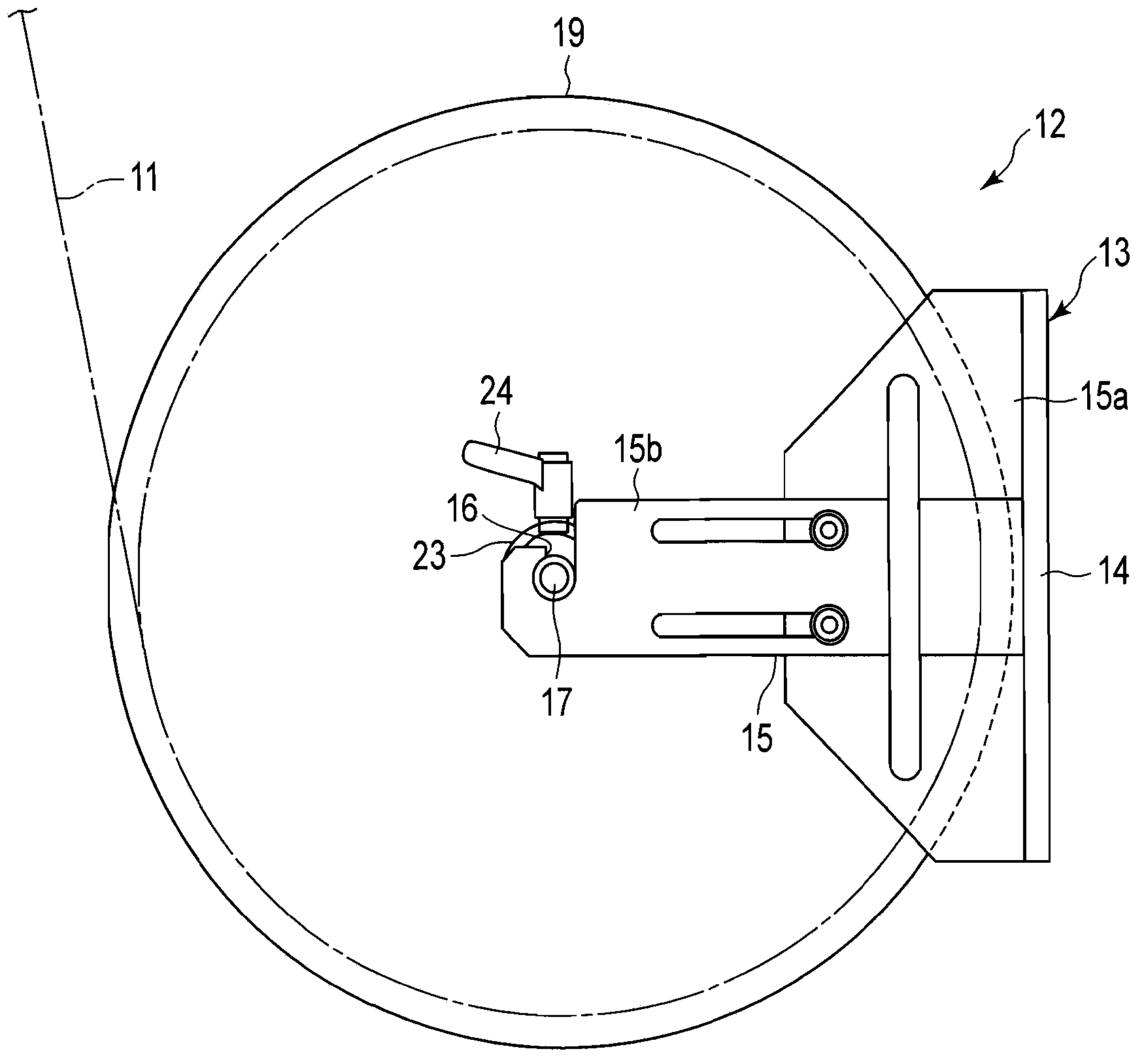Supply device for tape member, applying device for adhesive tape and supply method for tape member