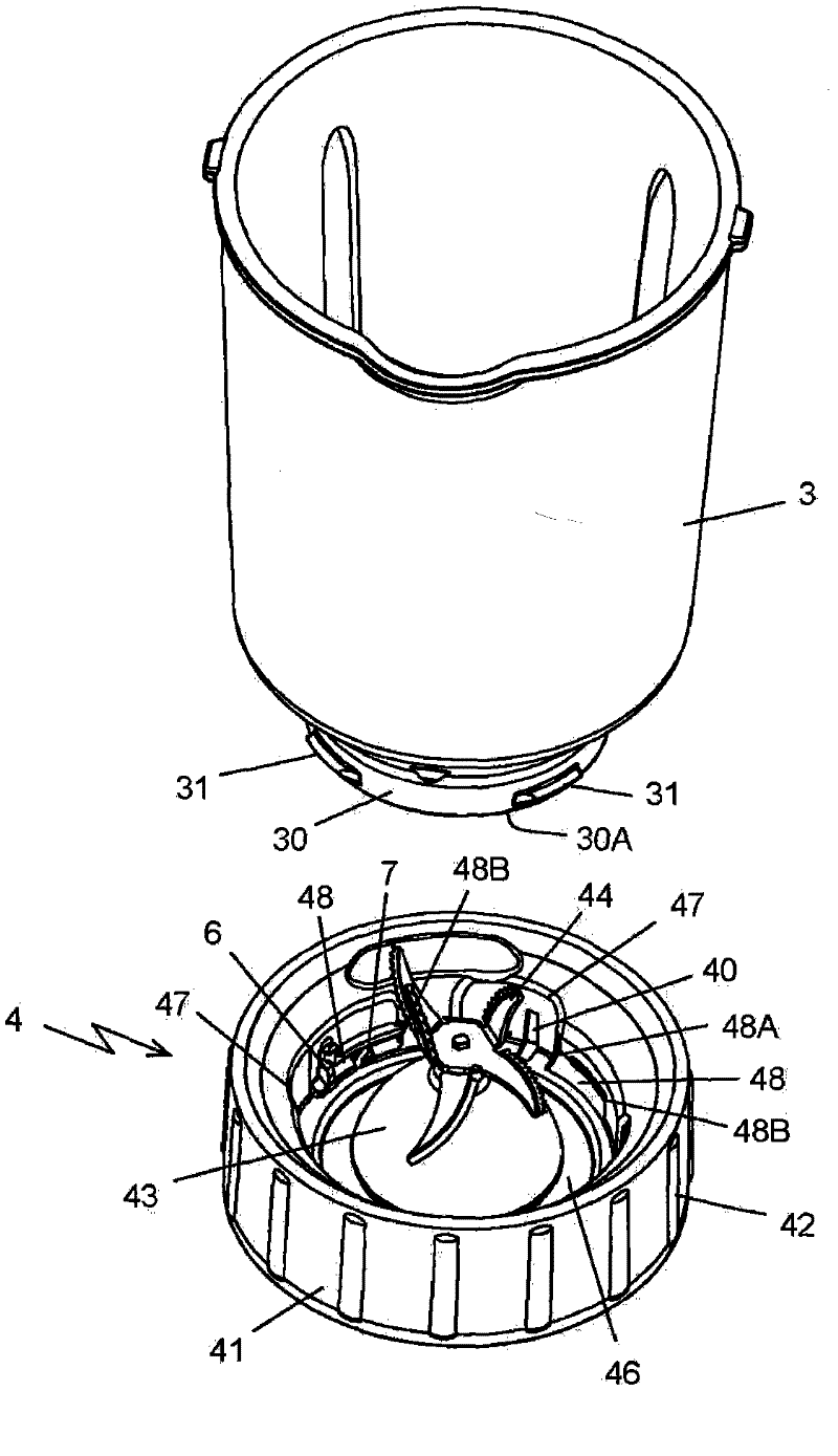 Work container comprising a removable base and household cooking appliance equipped with such a container