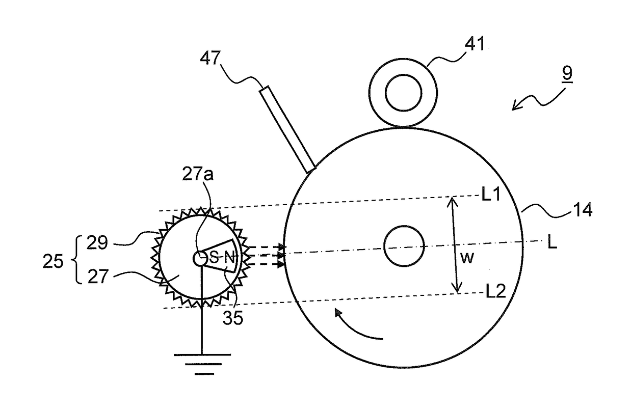 Discharging member, and charge eliminating device/image forming apparatus including the discharging member