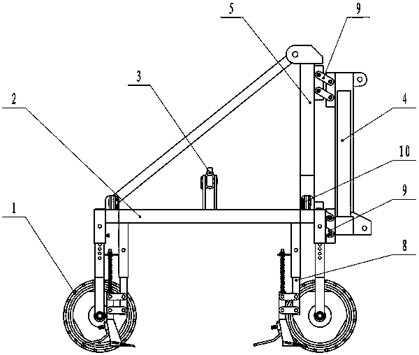 Scarifying machine with profiling, limiting and adjustable spear-shaped shovels