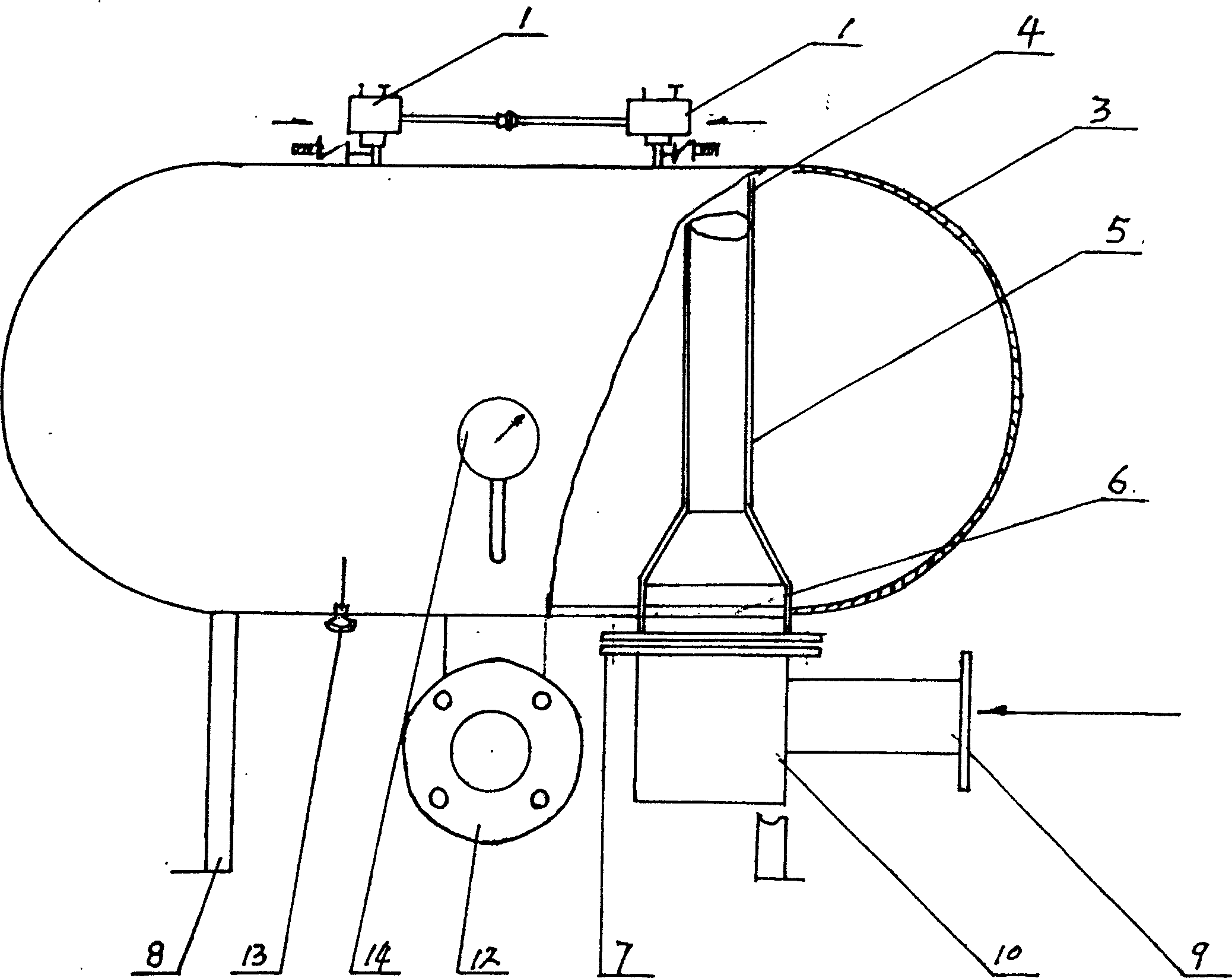 Filtering and flow-stabilizing device