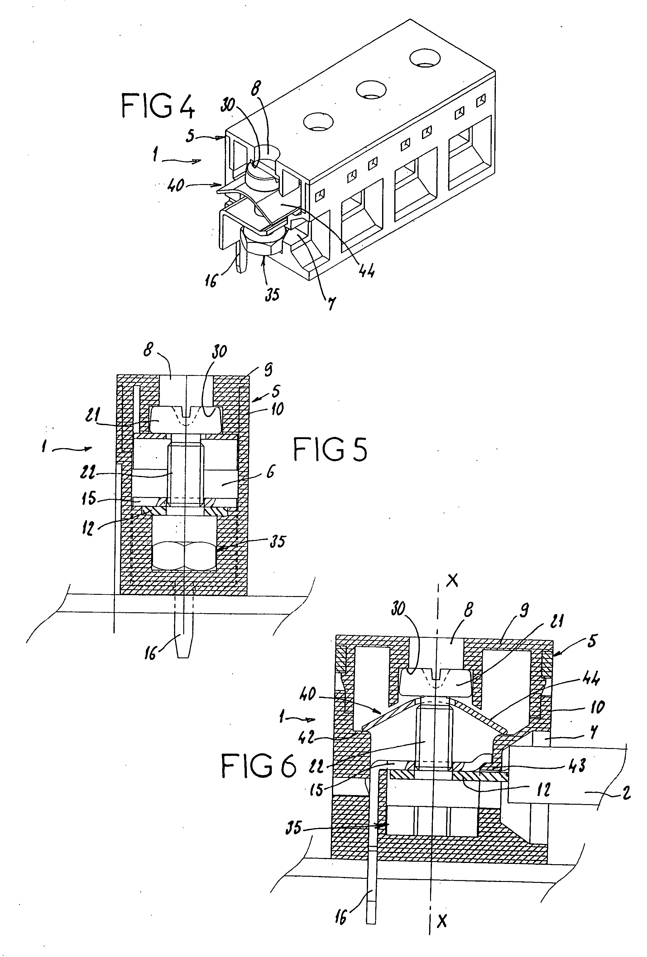 Electrical connection device with protected contact